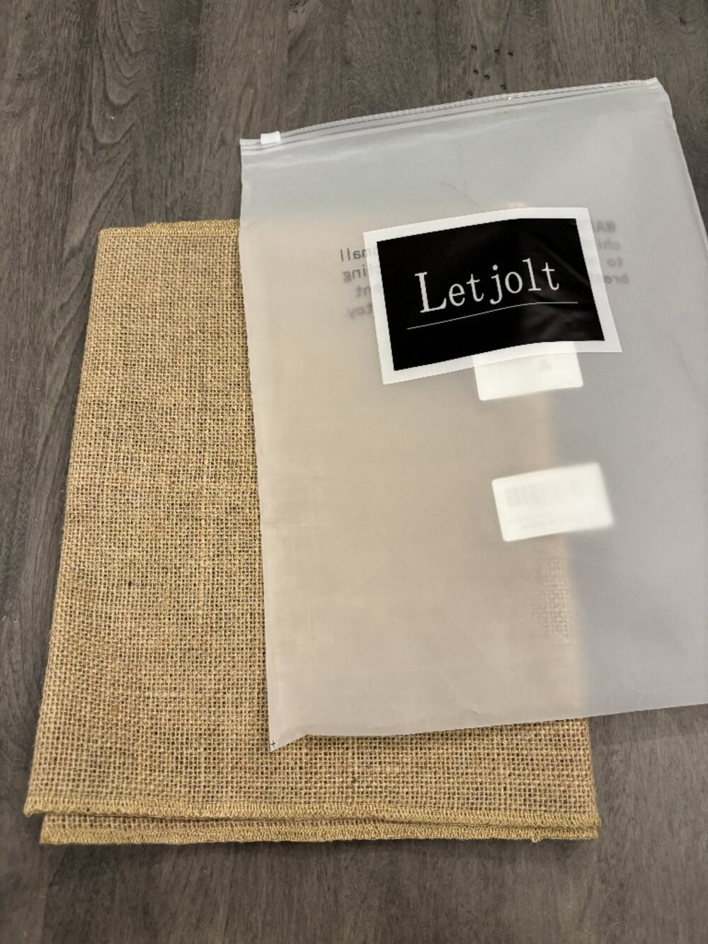 LetJolt Burlap Table Runner. 6 feet. NEW